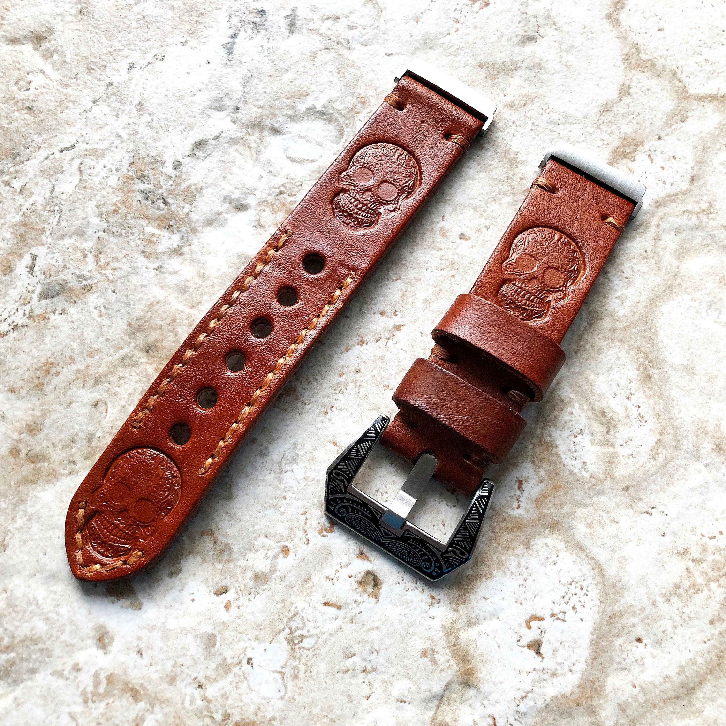 Band for Fitbit Versa 2 3 4 Sense 2 Skull Tooled Embossed Brown Leather Strap Watch Bands Bracelet Engraved Silver Rose Gold Black Buckles